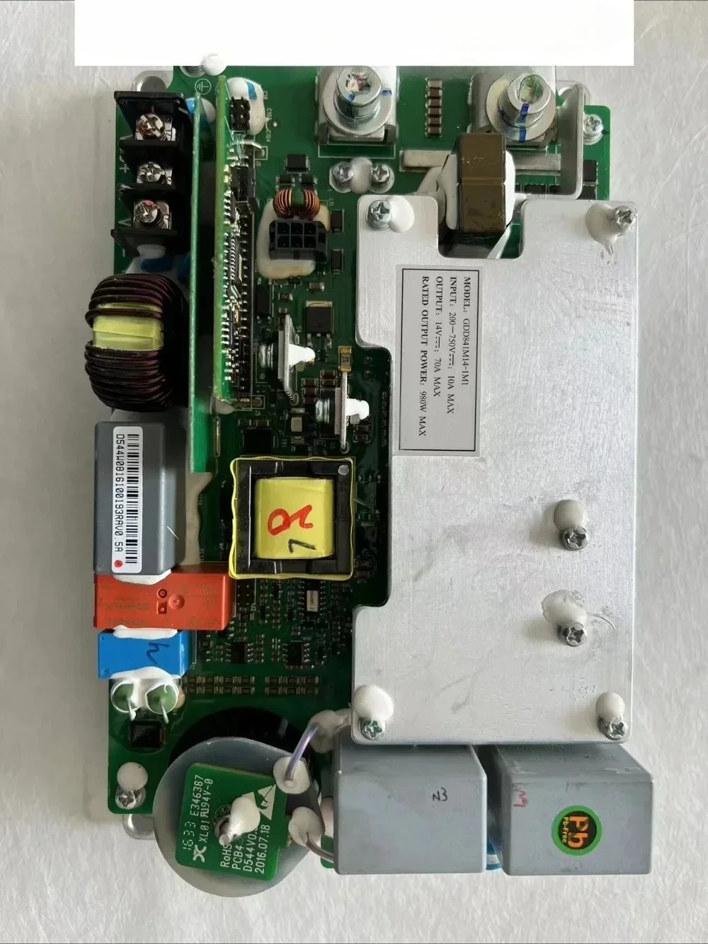 

Power Supply DC-DC 13.8/14 V Output 200-750V Input