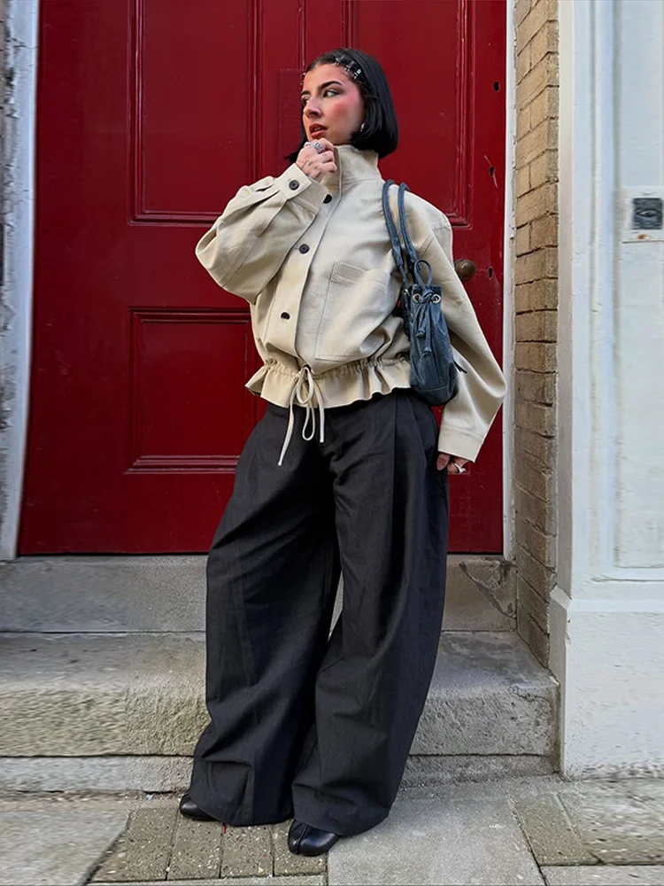 Stehkragen-Knopfjacke mit Kordelzug für Damen, Street-Style mit Epauletten, Langarm, Einreihig, Locker Geschnittene Jacke, Schicke Damenoberbekleidung, Neue Outerwear – Detail 20