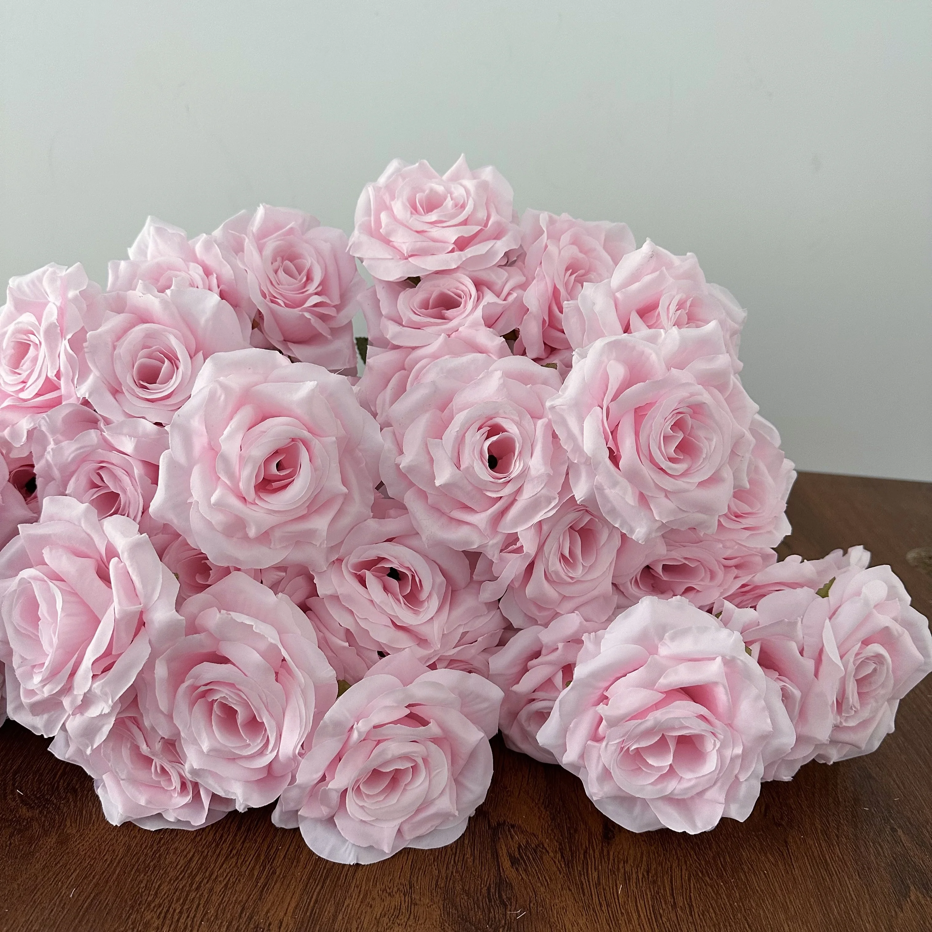 Lebensechte 9 Köpfe Seidenrosen Künstliche Blume Rosa Lila Gefälschte Blumenstrauß Rose Für Zuhause Hochzeit Dekor Valentinstag Party Desktop – Detail 2