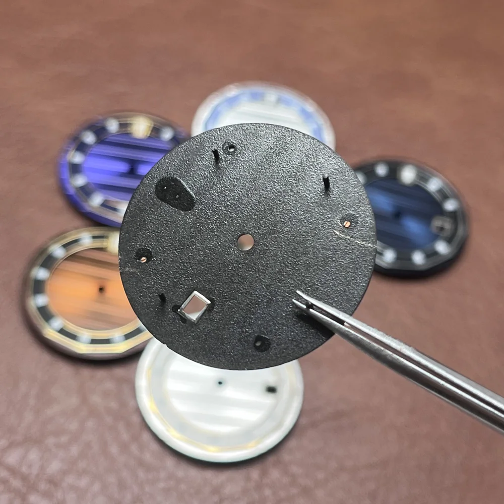 32mm sunflower-shaped fluorescent dial, featuring horizontal stripes, compatible with 8215 movement case accessories