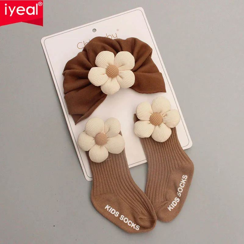 

IYEAL Newborn Baby Cute Flower Hat+Socks 2 Piece Set Newborn Children Baby Socks Set Spring and Autumn Summer Hats