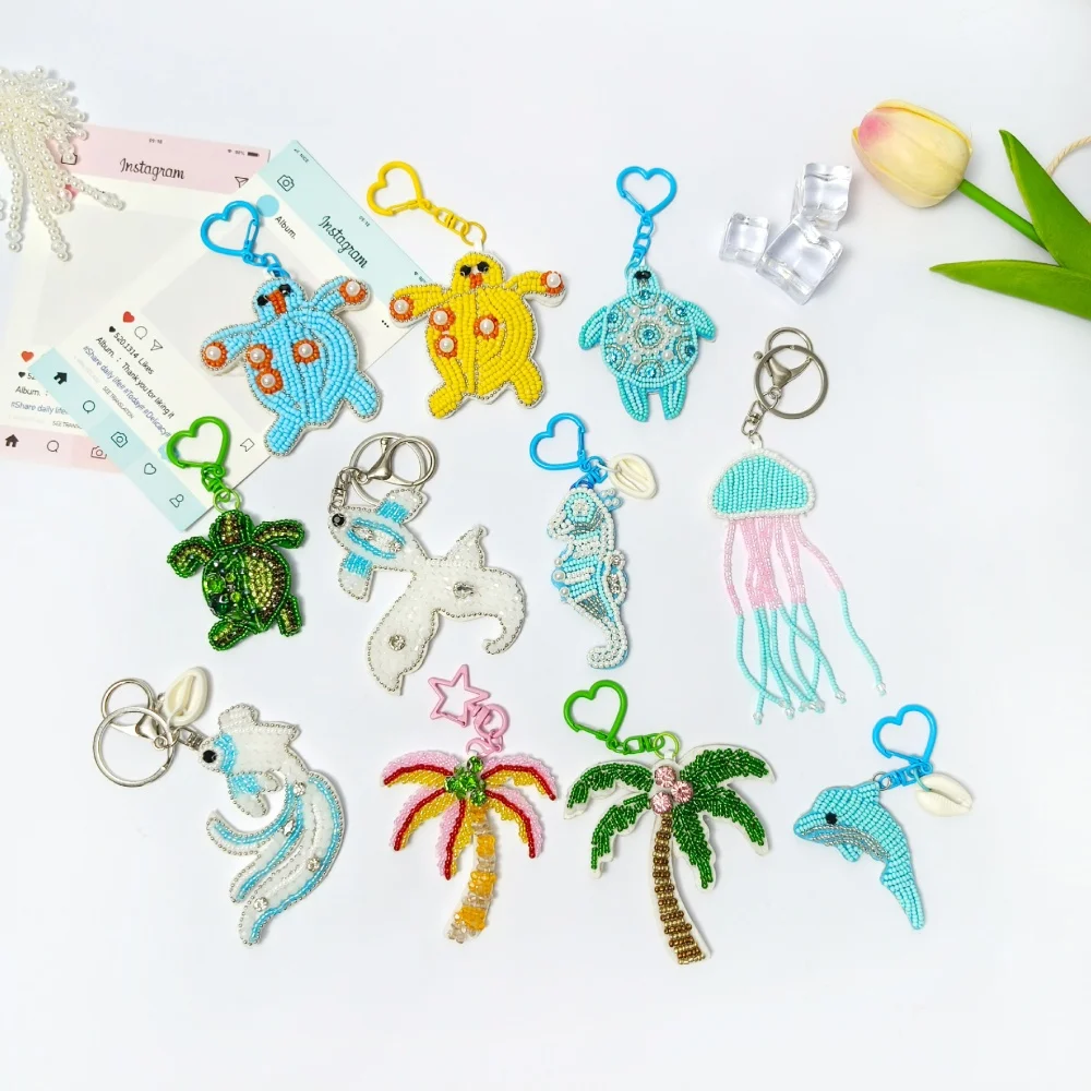 Marine Life Sequin Beaded Patch Keychain Rhinestone Jellyfish Turtle Clothing Applique Patches Keyring Bag Pendant Accessories