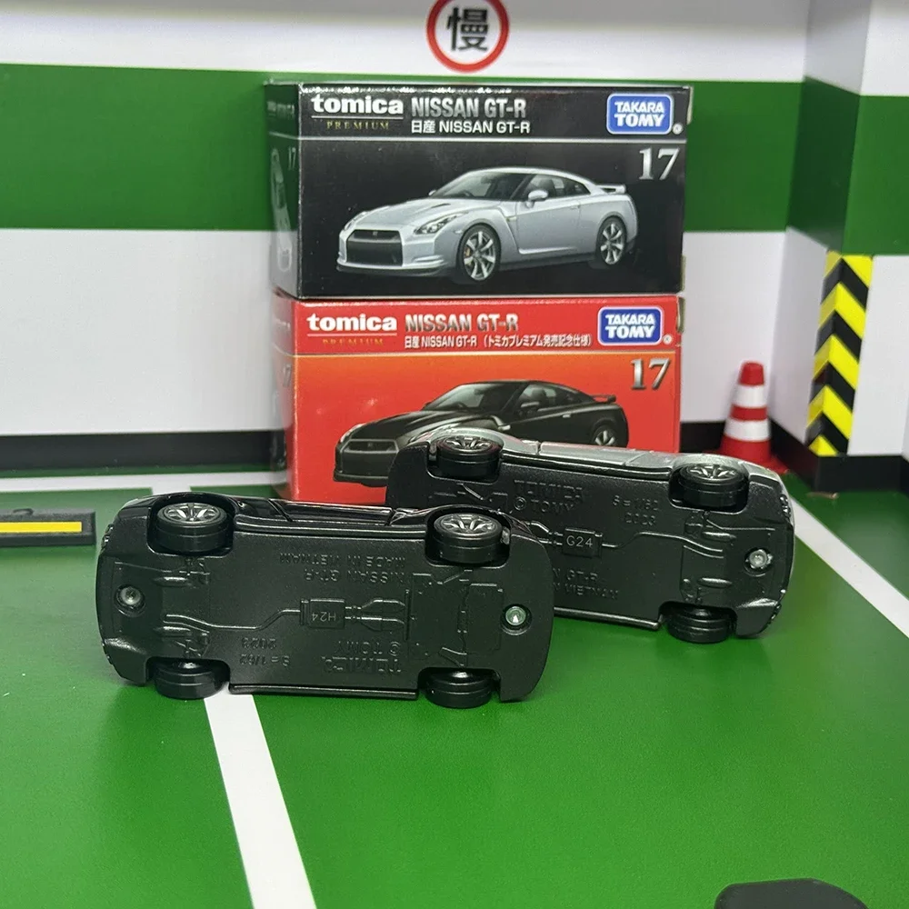 Takara Tomy Tomica Premium 17. Nissan GT-R Car Alloy Toys Pojazd silnikowy Diecast Metal Model Dzieci Prezent świąteczny Zabawki dla chłopców