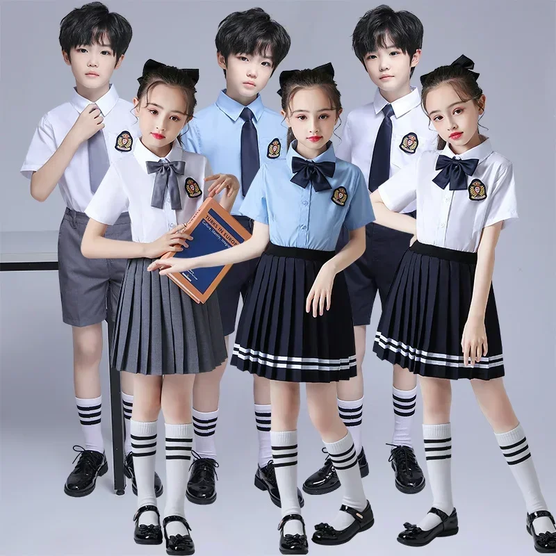 photos of girls in school uniform students' chorus performance costumes, English style poetry recitation school uniforms,