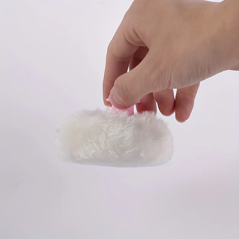 Hairdresser cleans broken hair puff baby powder puff box baby talcum powder ball for hair care