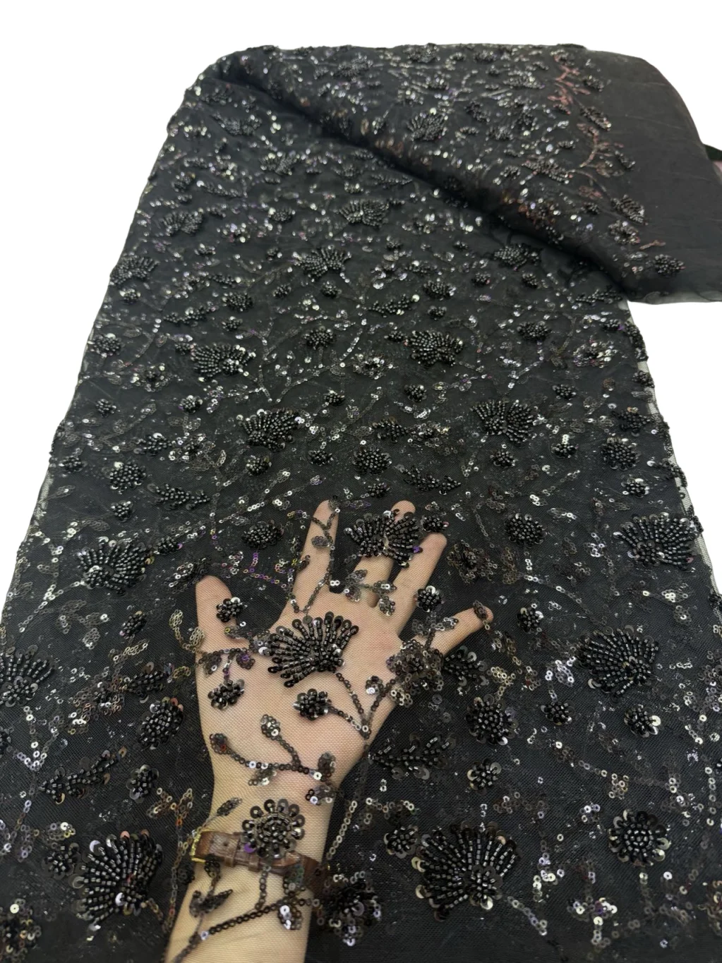 

Новый дизайн, модный африканский нигерийский художественный узор, ручная вышивка, блестки, Лидер продаж, французские бусины, тюлевое кружево для праздничного платья