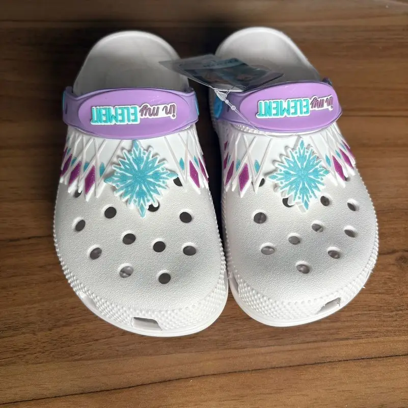 

Hole Sandals Frozen Girls Kawaii Fashion Soft-Soled Slippers Sandals Kawaii Eva Anime Home Beach Shoes Summer Slippers Kids Gift
