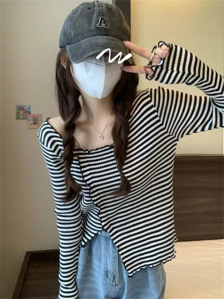 O-neck T-shirt Women Striped Irregular Striped Basic Long-sleeve Slim Wave Cut Korean-style All-match Pullover Trendy Leisure