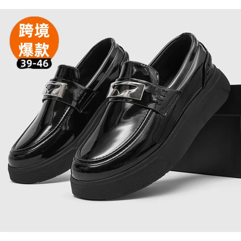 

New Men's Formal Shoes Loafers Size 39-46 Comfortable Men Dress Shoes Fashion White Casual Shoes for Men Tassel Wedding Footwear