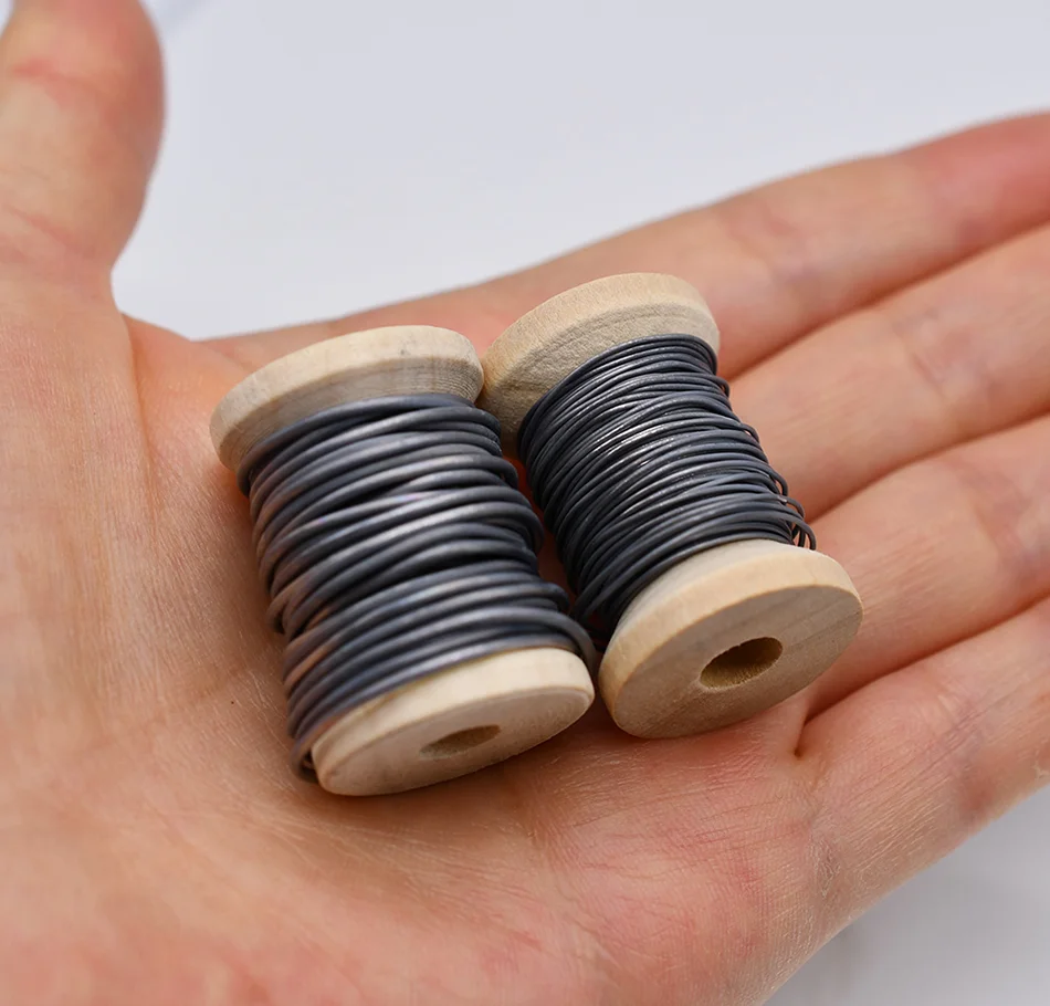 4 Rollen 0,5 mm/1 mm weiches, rundes Fliegenbinde-Bleidedrahtmaterial, Nymphen-Körperstreamer, gewichteter Faden – Detail 5