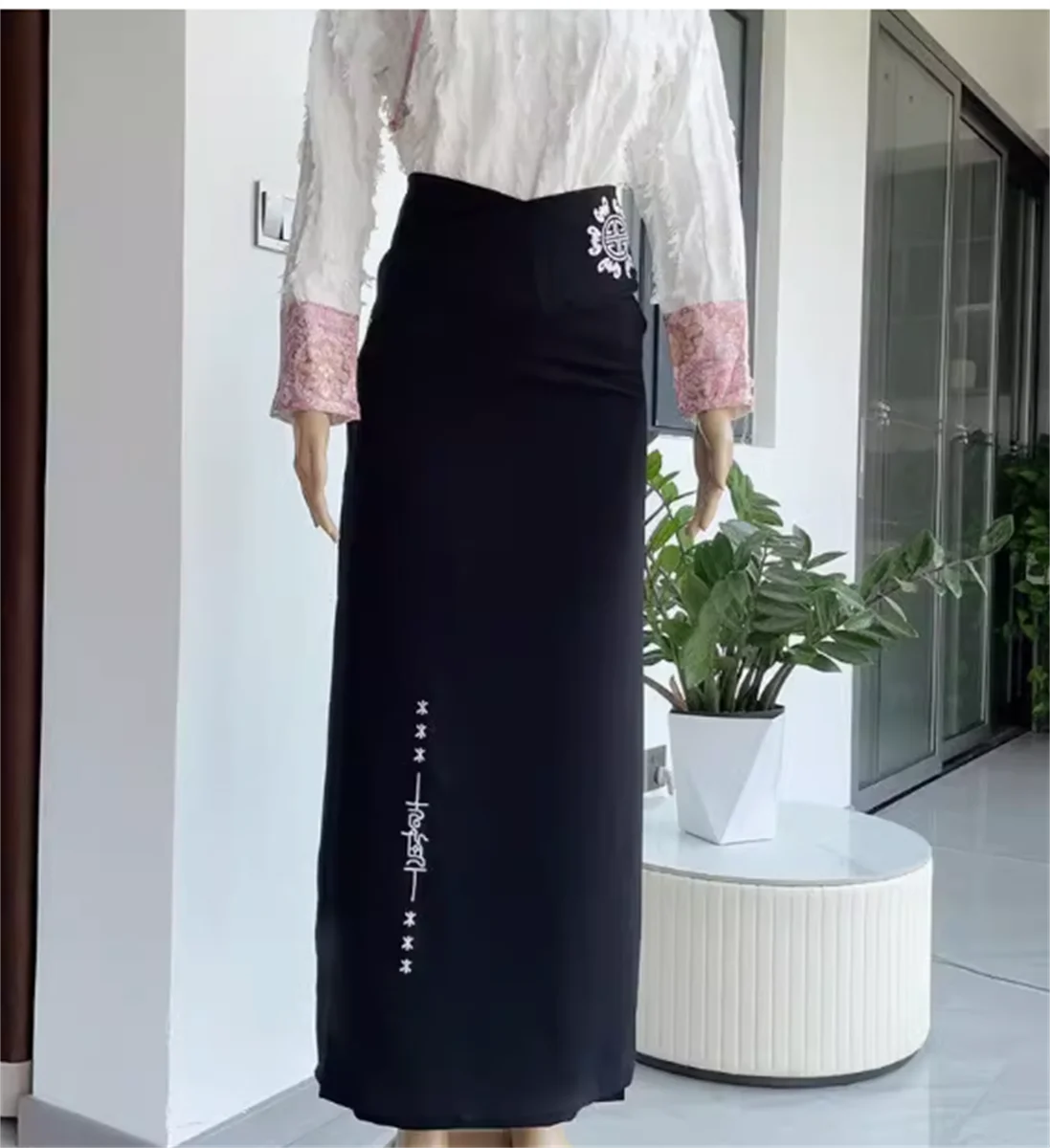 One piece half skirt wrapped skirt new Tibetan style fake robe half skirt ethnic style Tibetan Guozhuang dance skirt