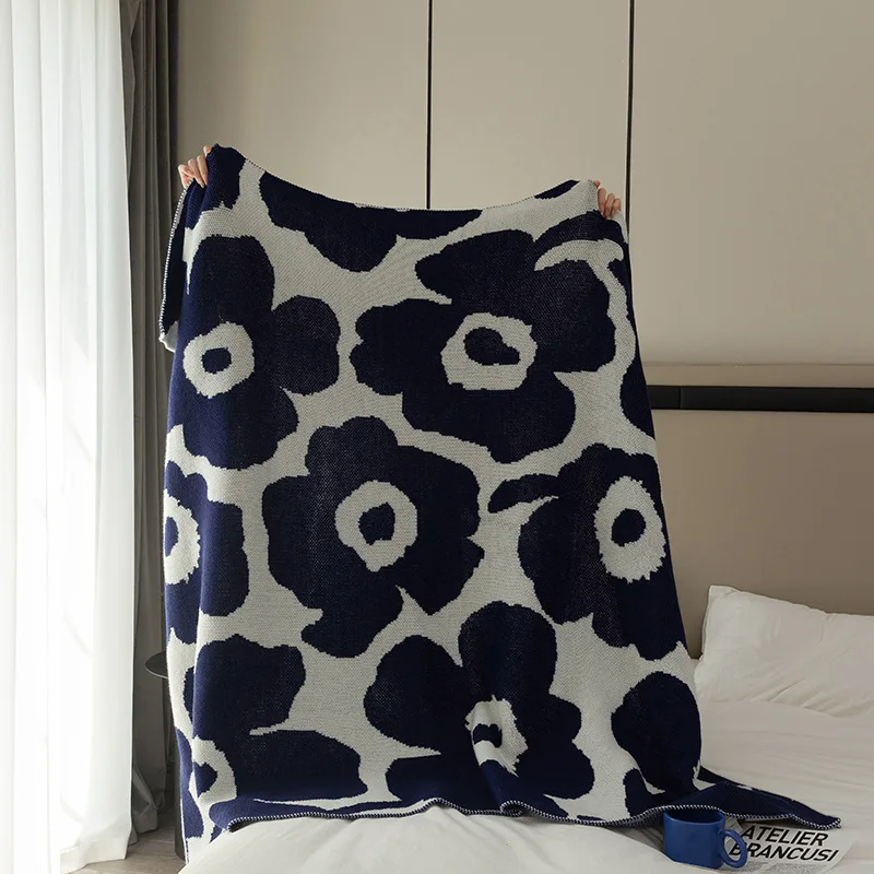 Nordic Knit Blanket - Ultra Soft Throw for Office Nap & Sofa, Cozy Cable Knit Coverlet, Warm Home Decor (130x170cm)