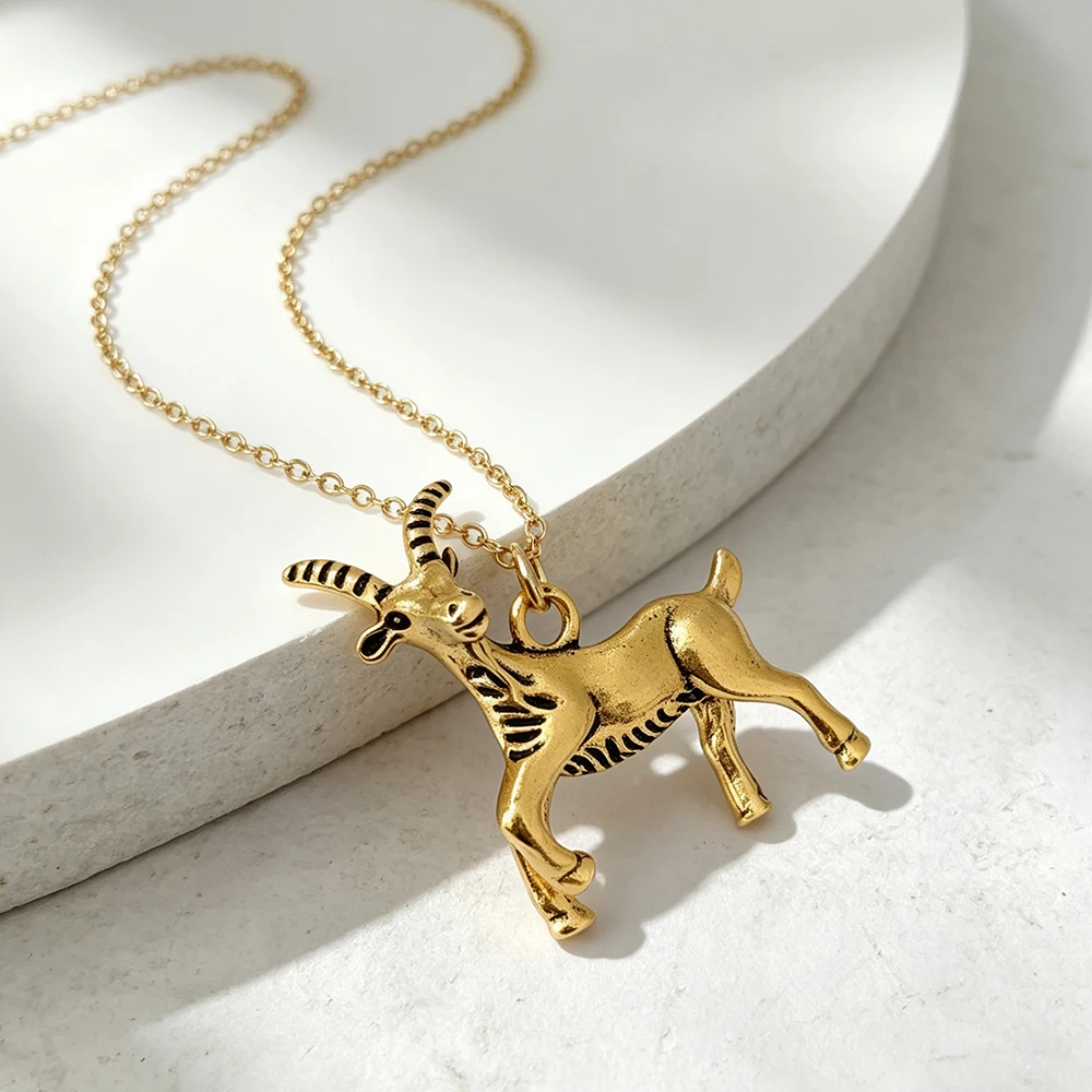 Wild Retro Goat Horn Collarbone Chain, Vintage Three-Dimensional Animal Design, Eye-Catching Street Style Neck Accessory