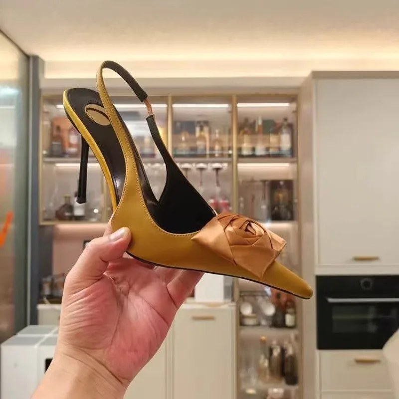 

Женские сексуальные вечерние босоножки в европейском и американском стиле, модные летние босоножки 2026 года с цветочным узором, на высоком каблуке, с вырезами, с острым носком