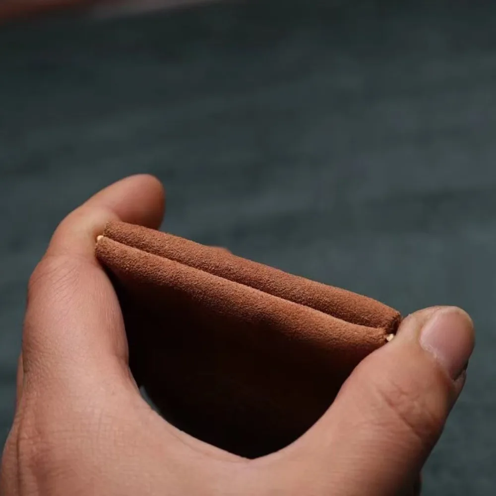 แบบพกพากระเป๋าเก็บเครื่องประดับสร้อยข้อมือแหวน Cowhide หนังผู้ถือเครื่องประดับกระเป๋าต่างหูสร้อยคอกระเป๋าเหรียญสแควร์