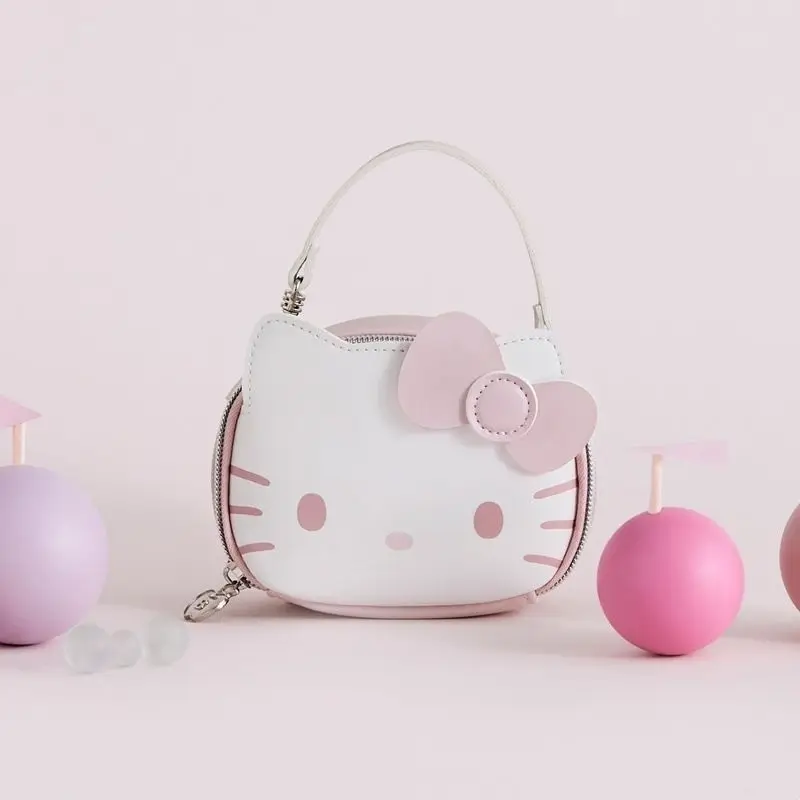 

Sanrio Cartoon Hello Kitty Outdoor Lightweight Storage Makeup Bag for Women High Quality PU Cute Luxury Wallet
