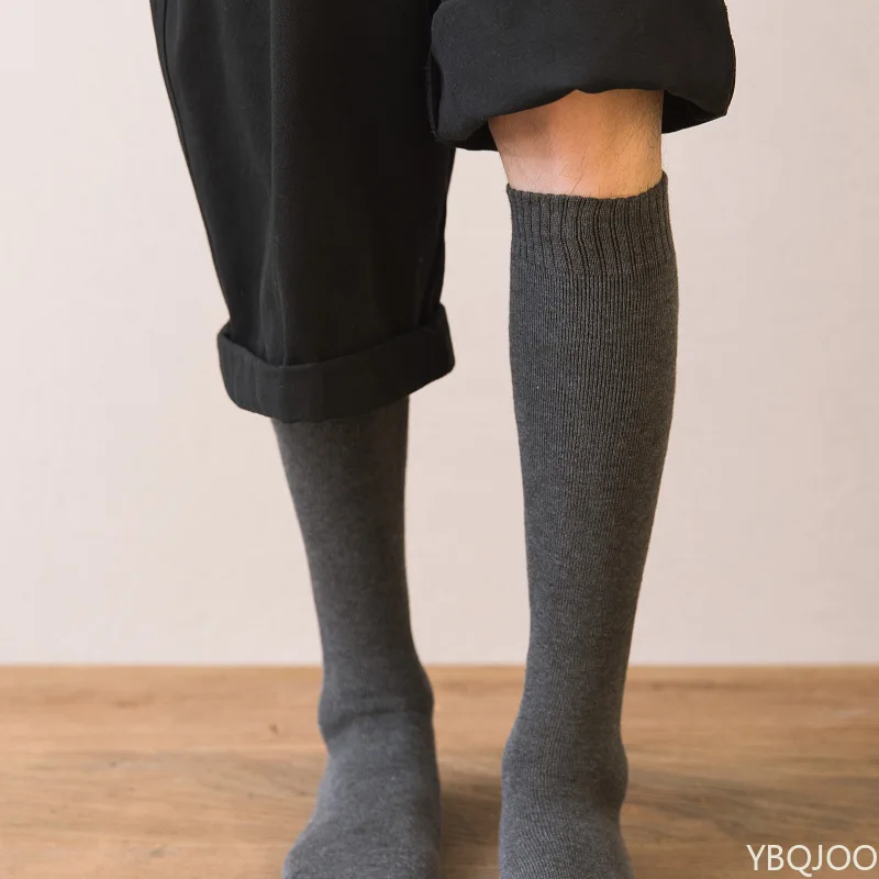 5 pasang kaos kaki panjang pria ukuran besar, kaos kaki betis tinggi untuk musim dingin dengan lapisan bulu tebal, kaos kaki katun panjang berumbai hangat untuk pria