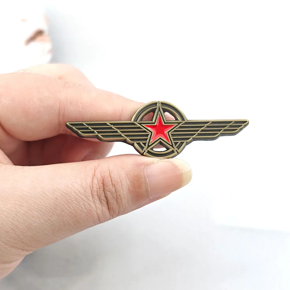 Sowjetische rote Stern-Pilotenflügel-Emaille-Anstecknadeln, militärische Luftwaffen-Broschen, hohle goldene Pentagramm-Metallabzeichen, Rucksack- und Reversnadel, Geschenk – Detail 6