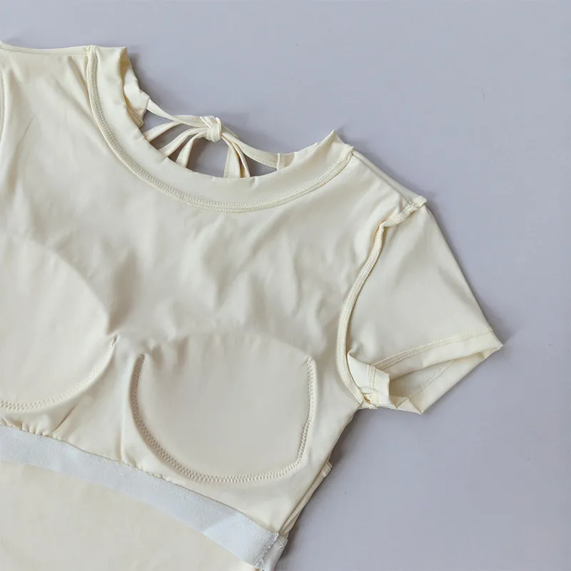 Sexy Kurzarm-Sportshirt mit Brustpolster, Schnelltrocknend, für Pilates, Laufen, Fitness und Yoga für Damen – Detail 12