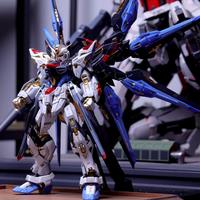Bandai Sakura Assault Freedom Gundam Fate Red Heretic Mech Model Red Frame Unicorn Assembly Boy Collection Gift