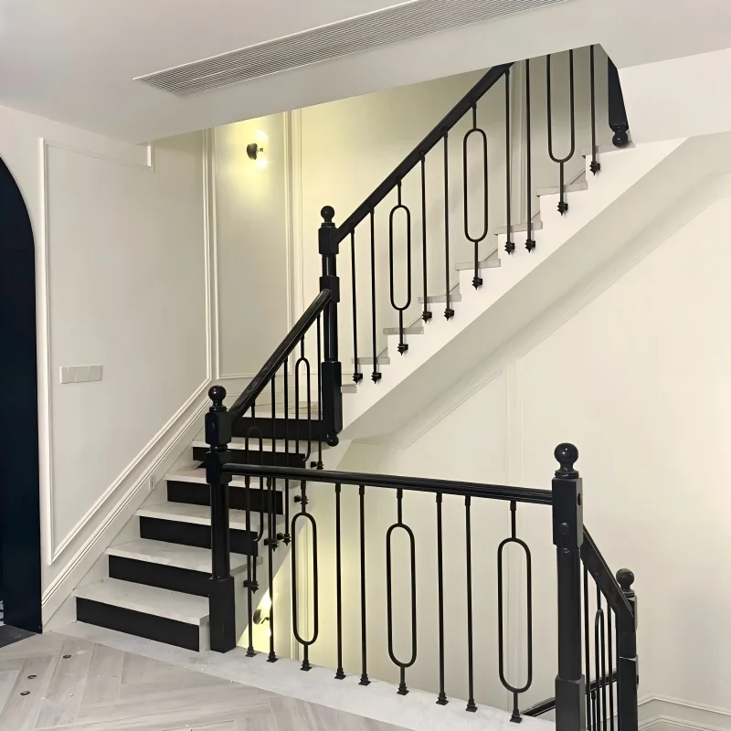 التخصيص درابزين الدرج الحديث درابزين الدرج الحديث درابزين الدرج مربع الصلب الملحقات