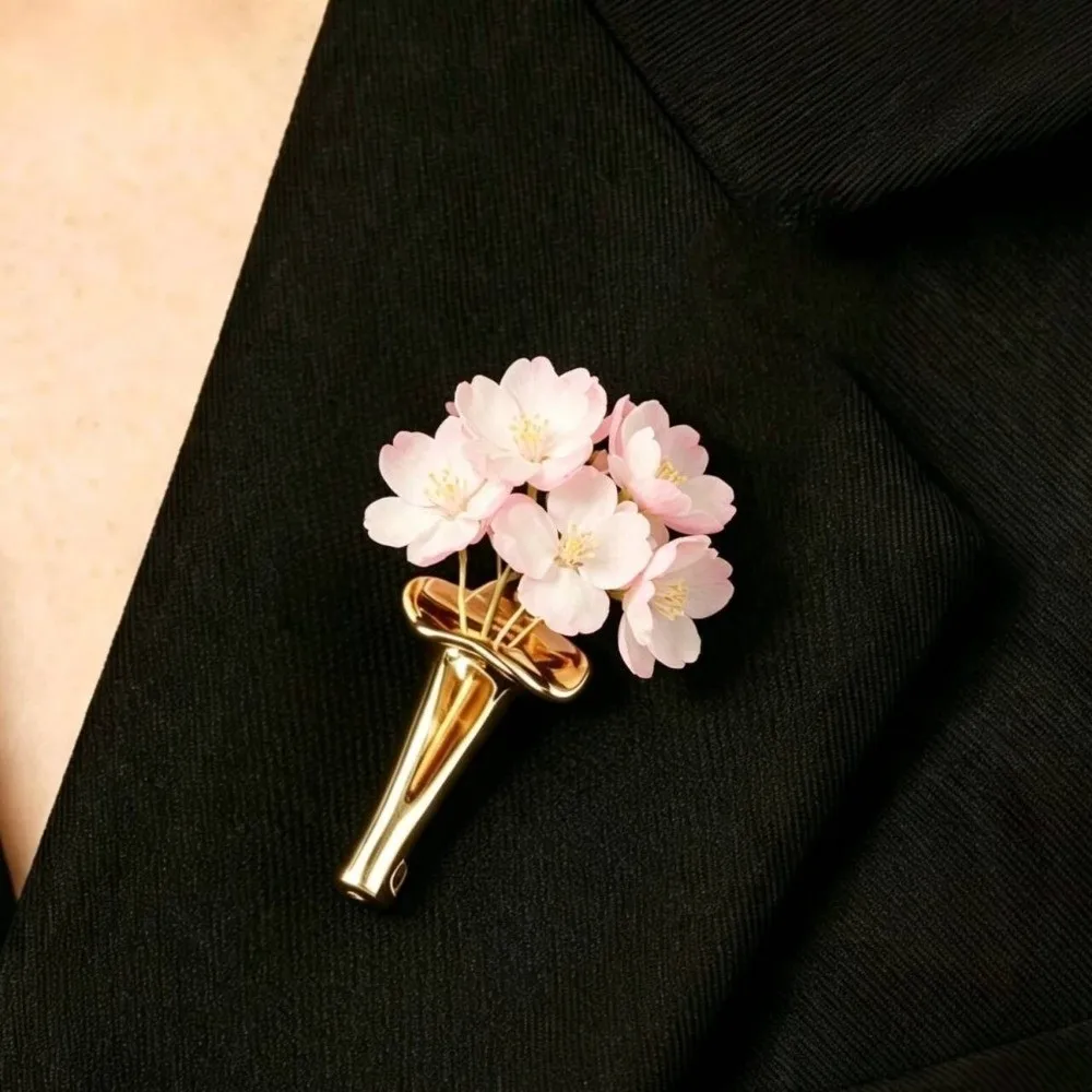 Vintage Hollow Design Vase Brooch Vase Shape Dried Flower Holder Lapel Pin Creative Flower-Insertable Brooch Wedding