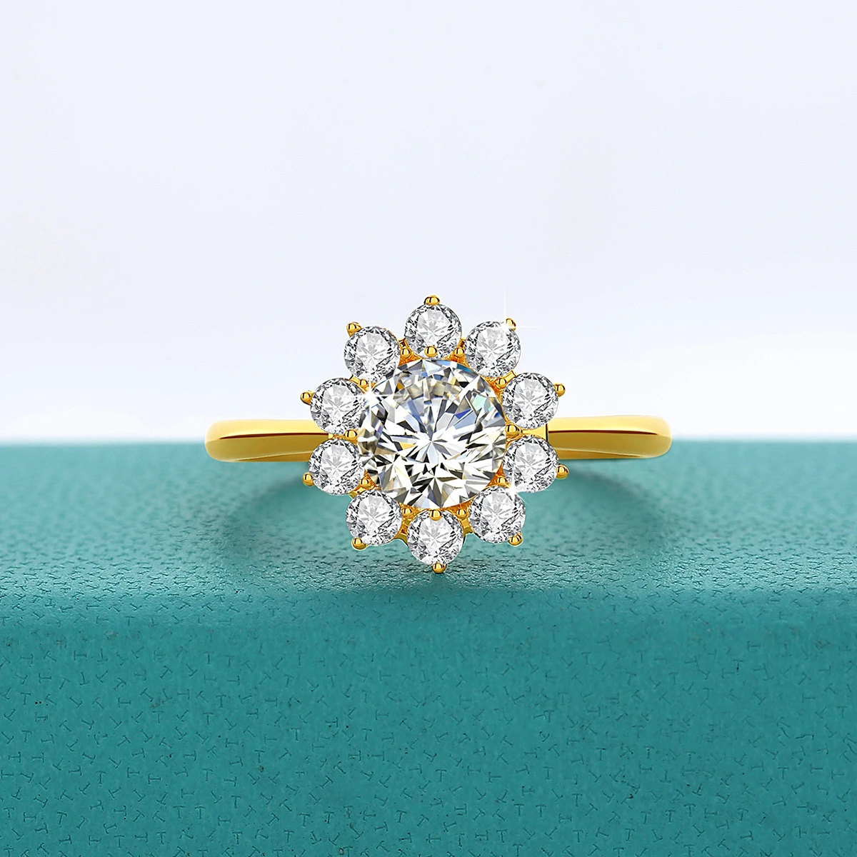 1 Carat Luxury Flower Wedding - Moissanite Engagement Ring 1 Carat 评论和价格