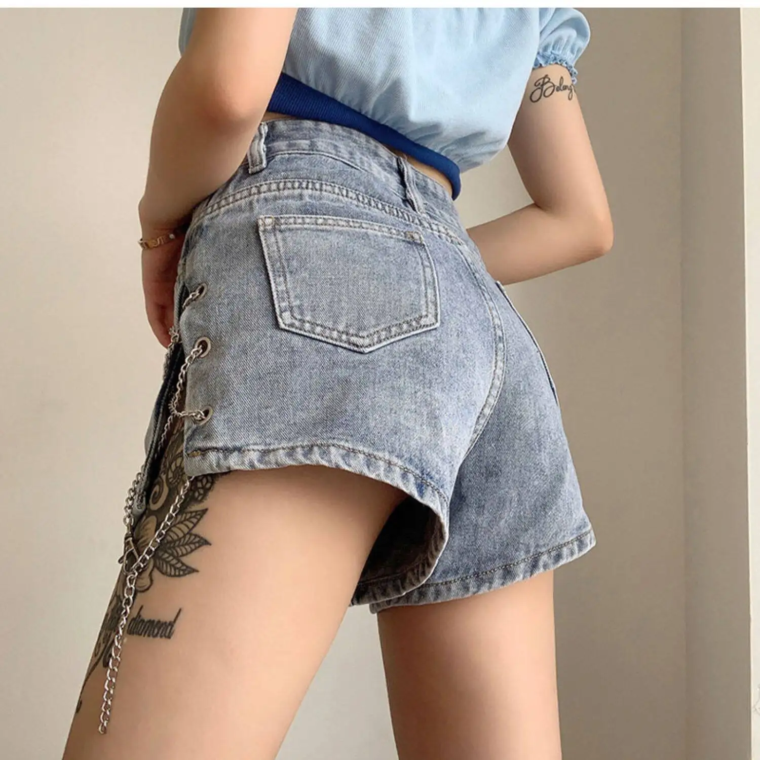 2026 Summer Jeans Shorts Women High Waist Split Metal Chain Denim Shorts Ladies Casual All Match Blue Shorts Skinny Hot Shorts