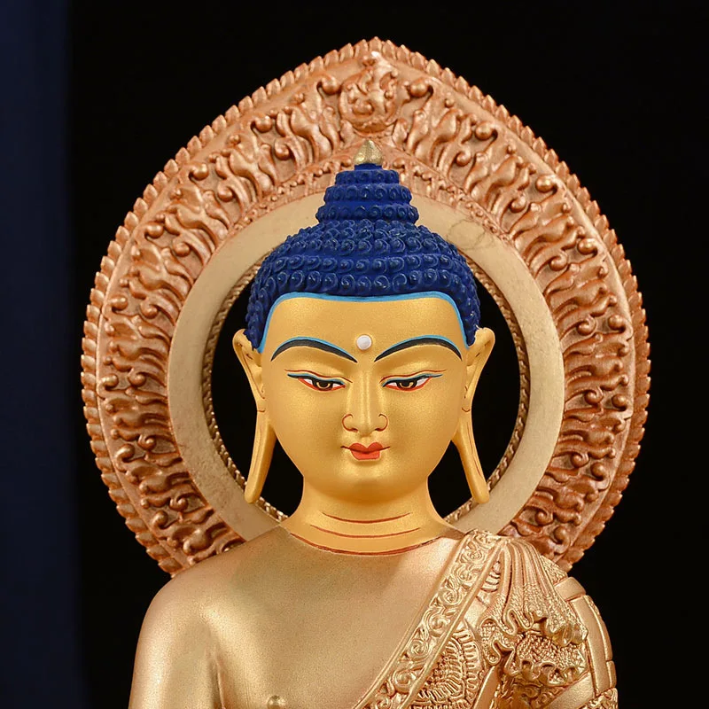 Gilt Bronze Sculpture of Buddha, Tibetan Shakyamuni Craft Ornament