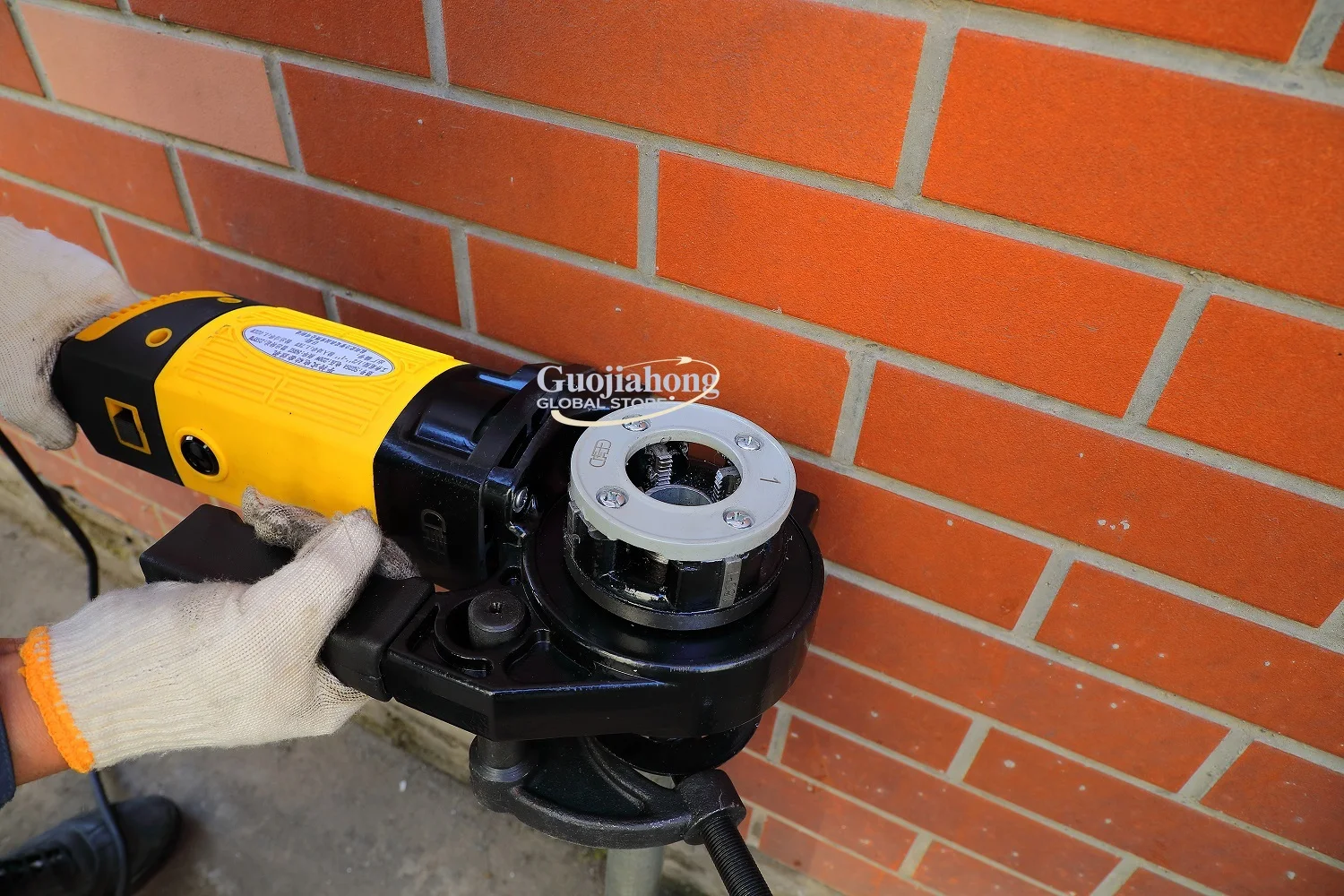 Hotsale SQ30A Macchina infila tubi di potenza portatile Tubi di ferro Cricchetto 1/2 pollice 1 1/4 pollici per l'installazione di tubi di linea in loco