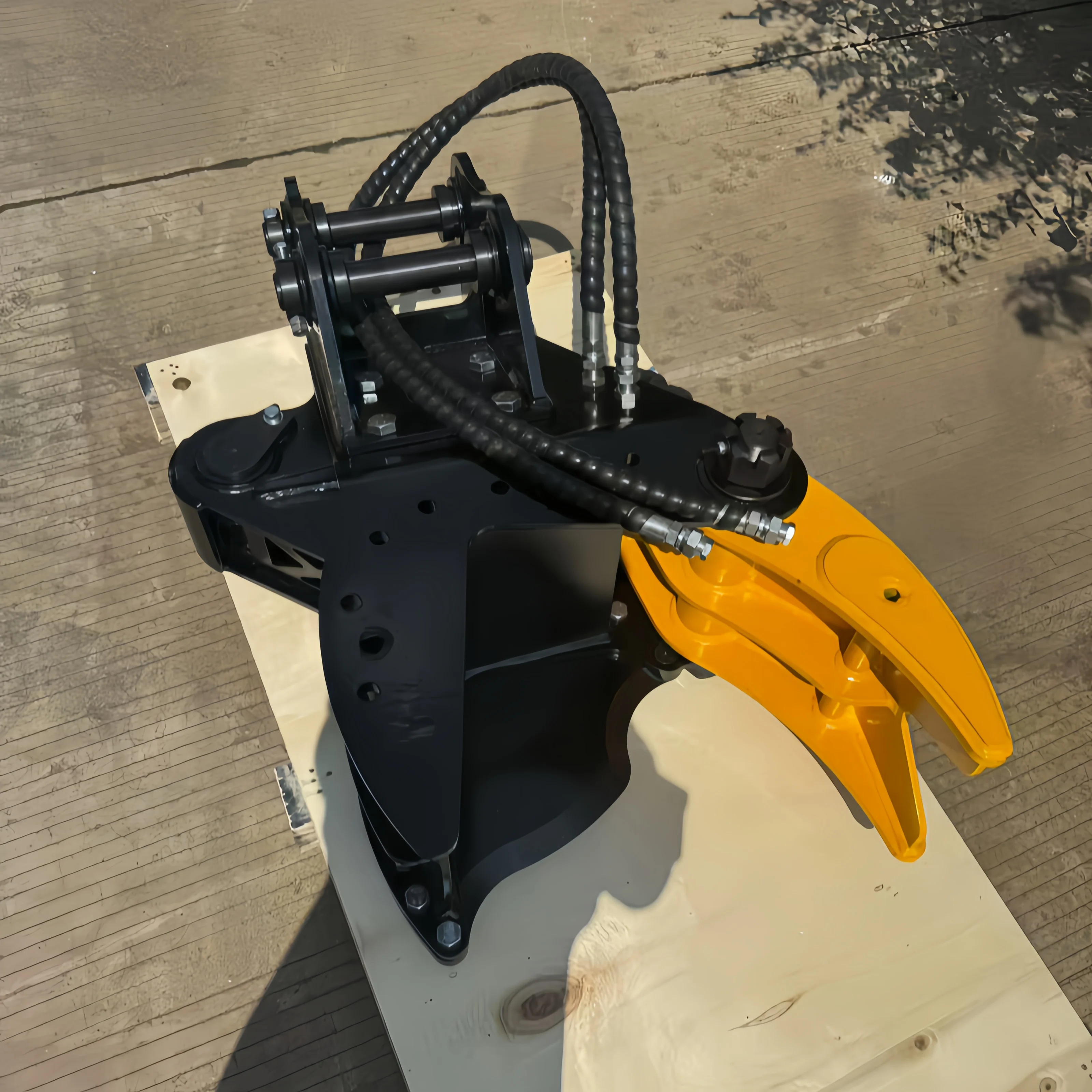 Forestry Machinery Excavator Accessories Excavator Hydraulic Tree Clipper