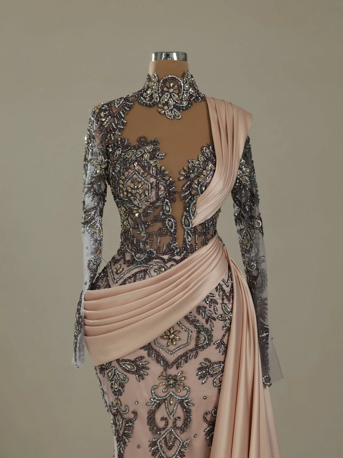 Exquisite Rhinestone Long Sleeve Evening Dress champagne Satin Train Prom Dress Custom High-End Gown Elegant Women's Party Dress