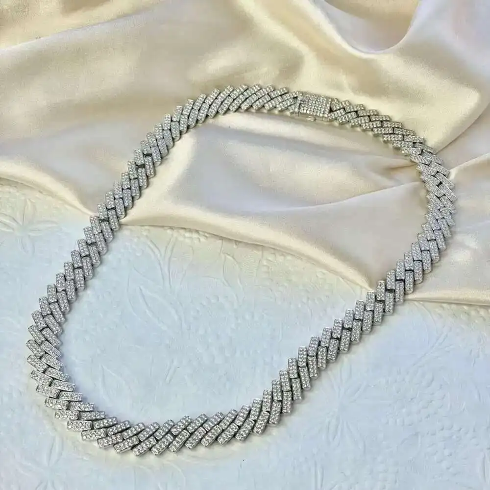 

Beautiful Full White Moissanite Diamond Cuban Link Necklace 925 Starling Silver Necklace Customized Jewelry Gift for Men Women