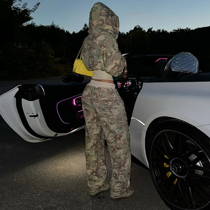 النساء 2 قطعة مجموعات معطف مقنع السراويل المستقيمة التمويه وتتسابق الرباط جاكيت زيبرا رياضية 2025 الشارع الشهير فرقة