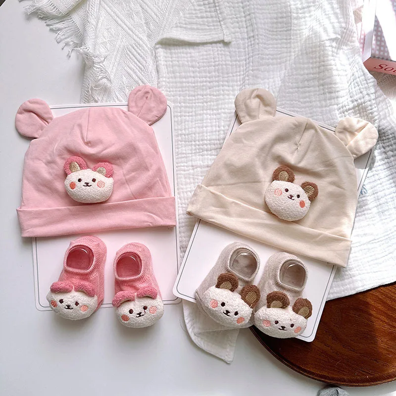 

Cartoon Baby Hat Socks Cute Animal Doll Boy Girl Cotton Knitted Pullover Hats Beanies Warm Newborn Short Socks Baby Accessories