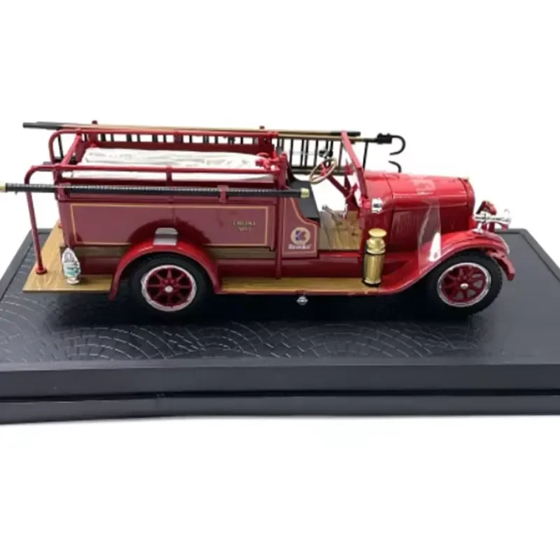 for Signature 1/32 Alloy Diecast Model of 1921 Lafrance Pumper and 1928 REO Fire Truck Detailed Simulation Collectible Toy