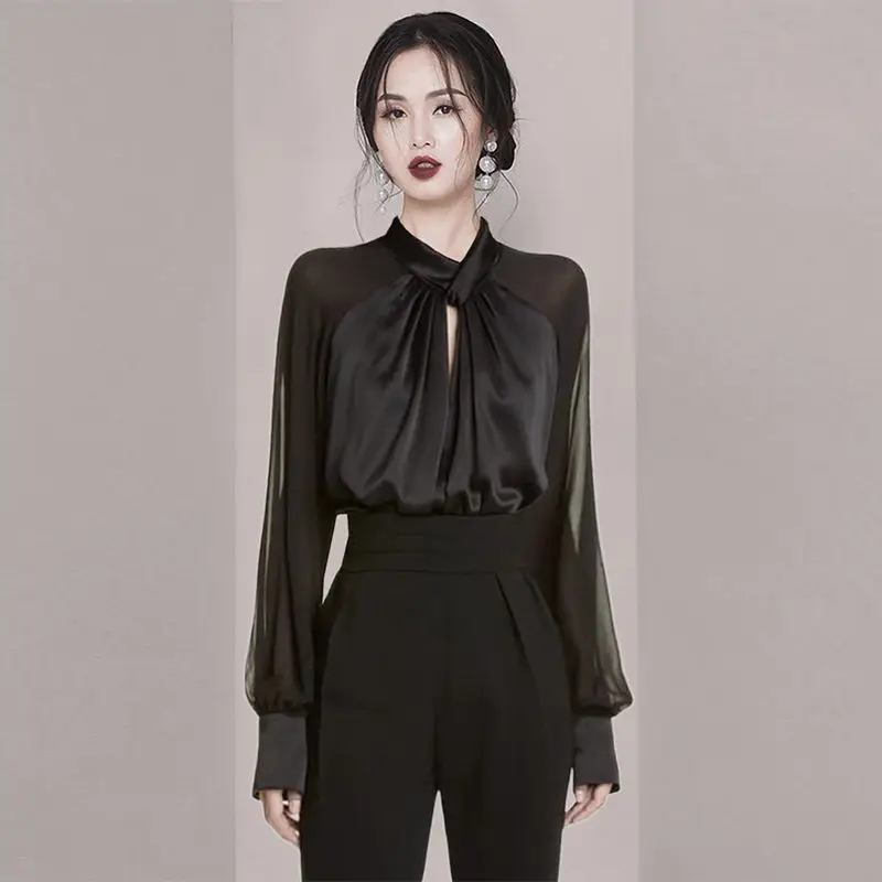 

Set of Hepburn style fashionable and foreign niche blouse female 2023 spring women top and pants two-piece set of female blouse