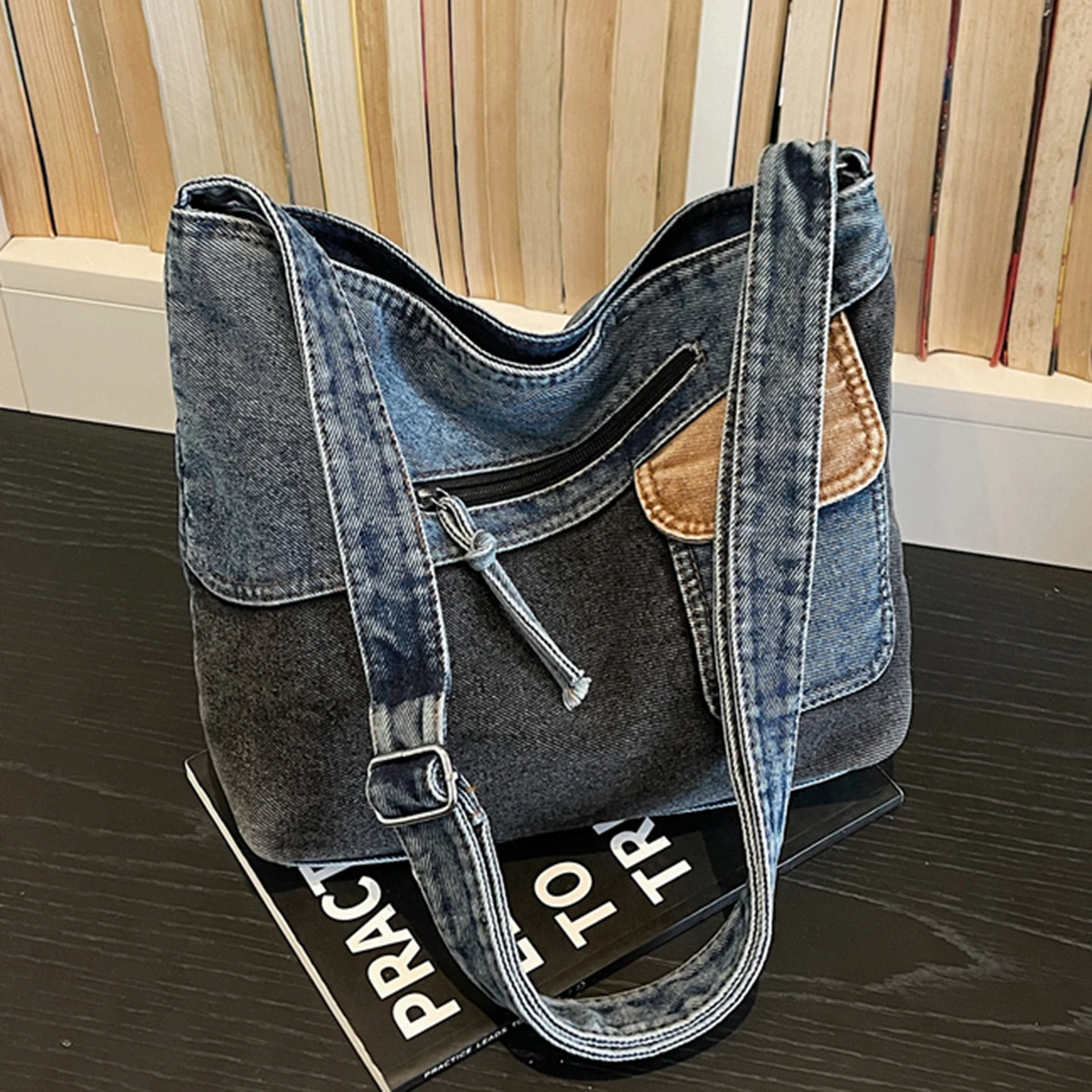 Japanese Style Denim Casual Crossbody Bag Women's Large Capacity Commuter Tote Bag Spring 2026 Single Shoulder Sling Bag