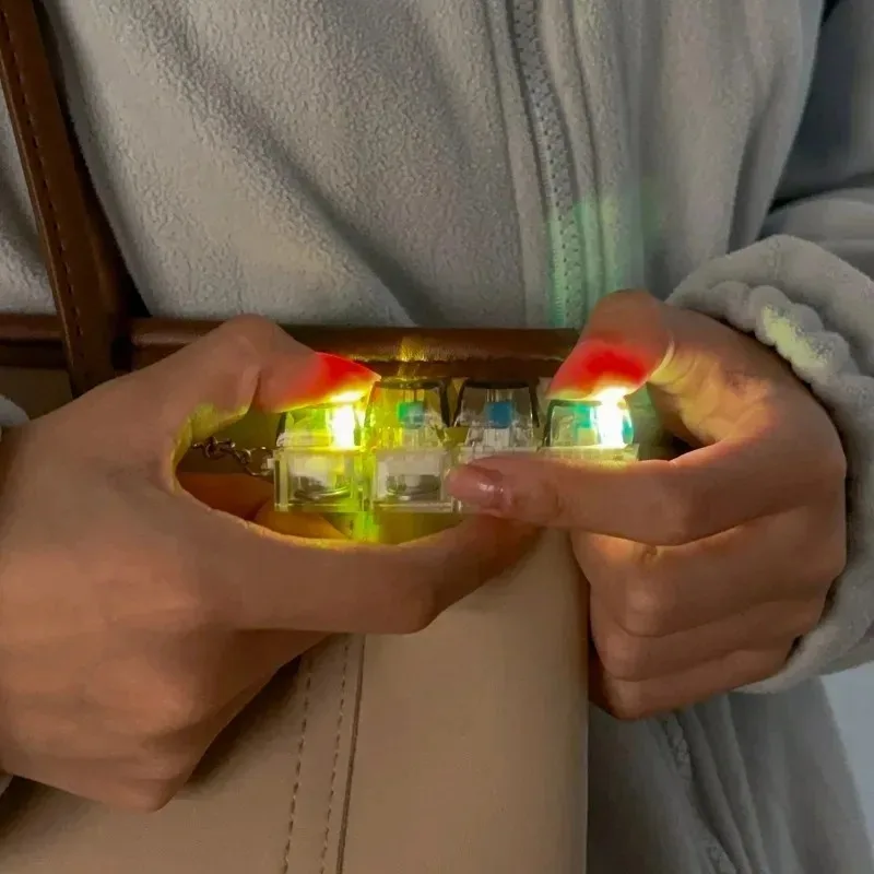 لعبة زر LED قابلة للنقر لتخفيف التوتر على لوحة المفاتيح لملحقات مكتب المكتب والقلق