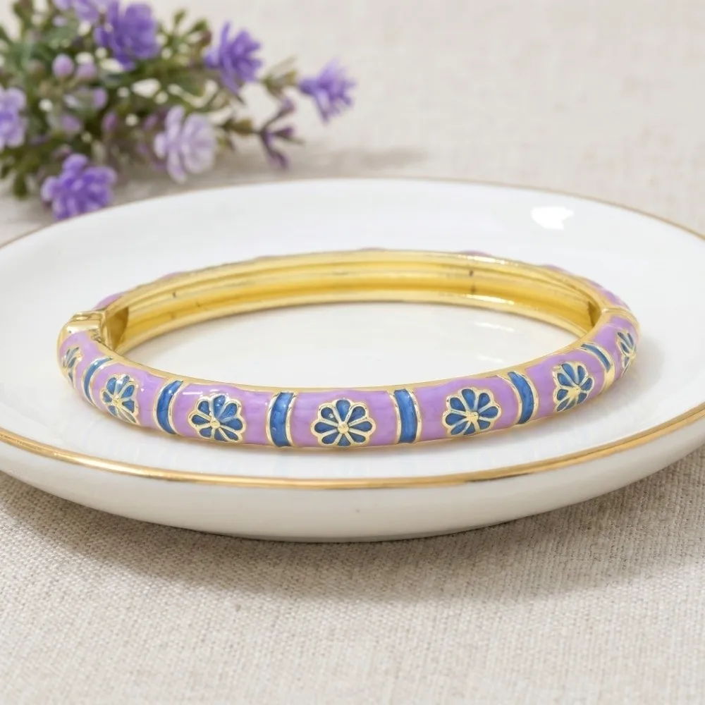 

Colorful Vintage Cloisonne Bangle Small Petal Enamel Floral Chinese Flower Bangle Classic Ethnic Women's Hand Bracelet Girls
