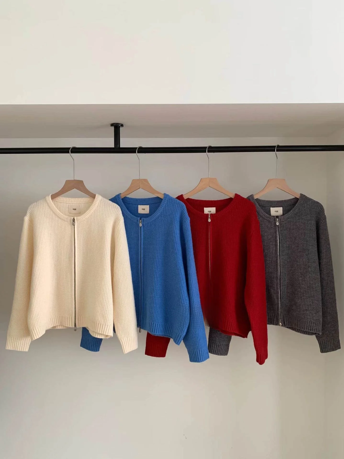 

Dongda Gate New Egg Двойная молния Jaet ort Pure Color Высококачественный вязаный кардиган с двойным воротником Теплый для поездок на работу Sle