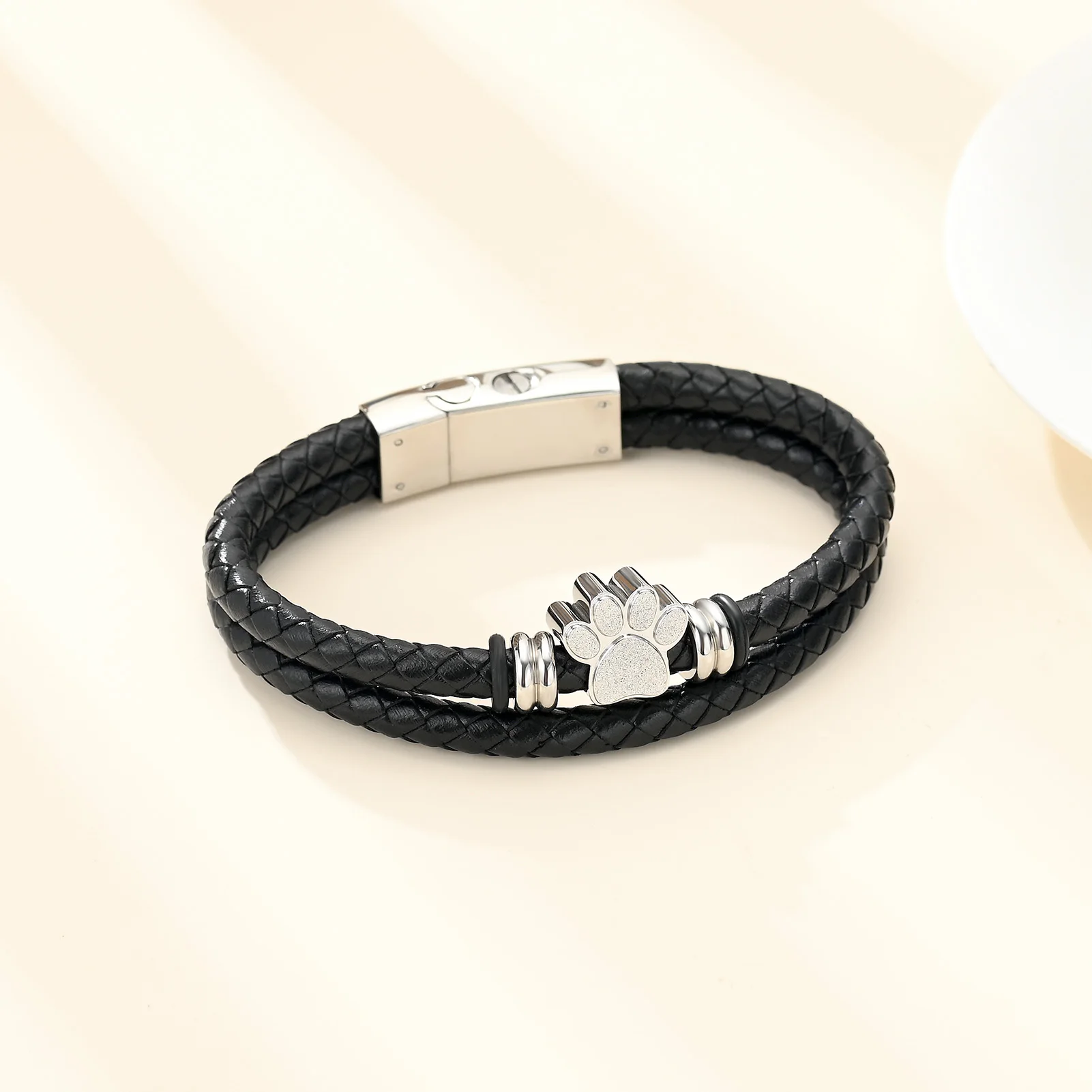 

Pet Paw Print Cremation Bracelet Chain Urn Jewelry Memorial Ashes Leather Bracelet for Remembrance