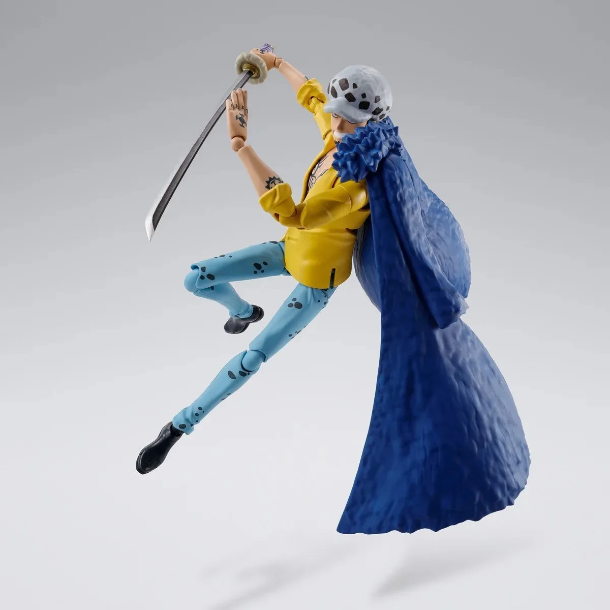 Original Bandai Genuine In Stock S.H.Figuarts Trafalgar D Water Law One Piece Anime Collection Action Figure Model Kits Gifts