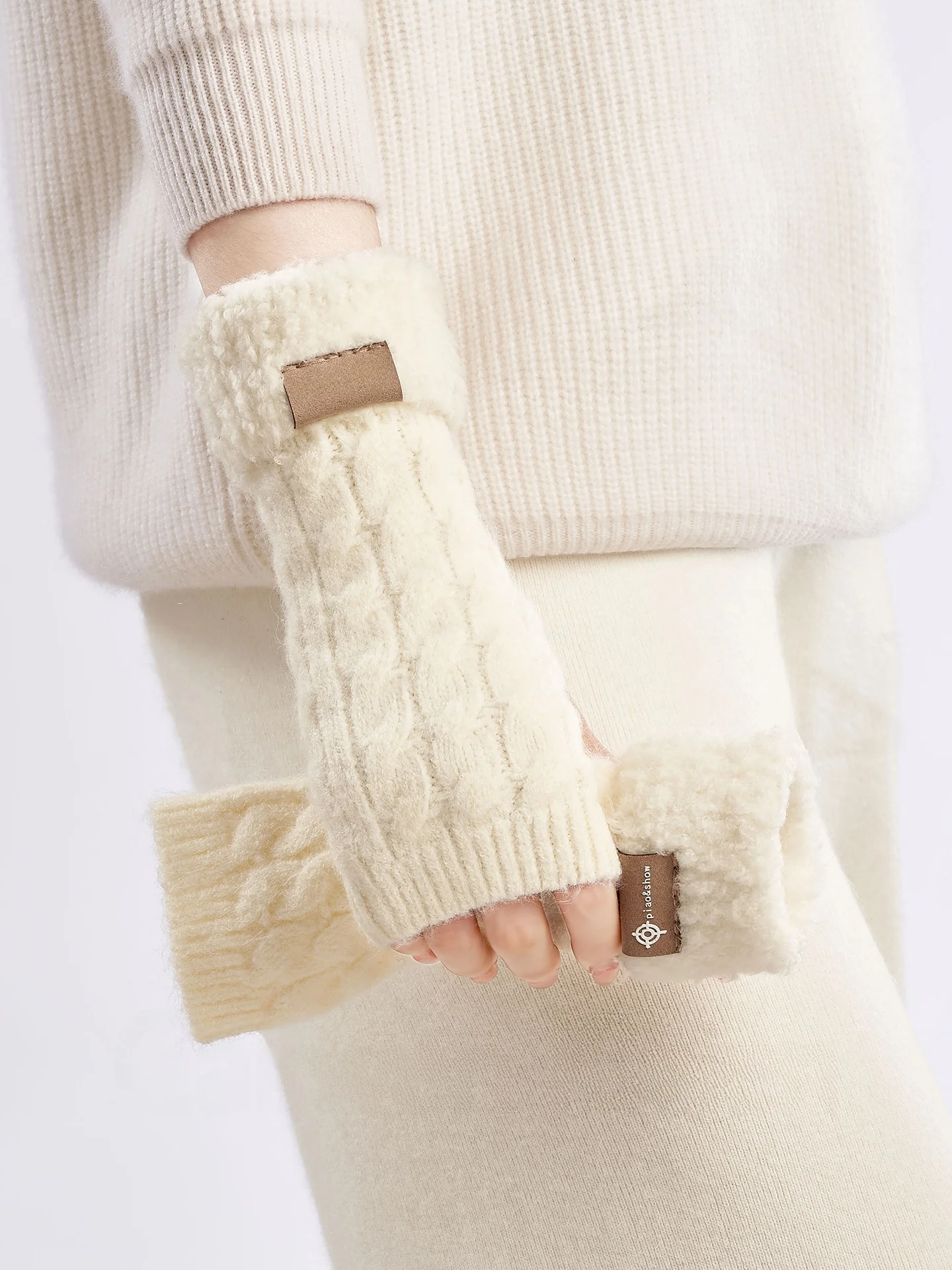 gants-d’hiver-pour-femmes-doubles-de-polaire-epaisse-a-doigts-coupes-compatibles-avec-les-ecrans-tactiles-ideaux-pour-le-velo-pour-utiliser-un-telephone-portable-et-pour-eviter-de-glisser-les-mains