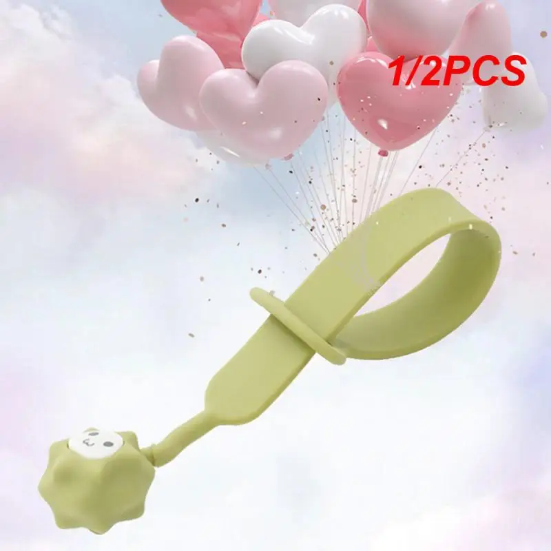 1/2PCS Anti-dirty Handle No Dirty Hands. Cute And Interesting Innovative Lovely Novelty Toilet Gadgets Toilet Lapper Easy To Use