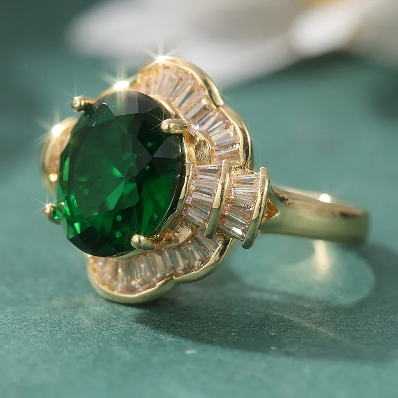 Ästhetischer, mit grün-weißem CZ-Stein besetzter Damenring, wunderschöne goldfarbene Geometrie, für den täglichen Gebrauch, Partyschmuck, Jubiläumsgeschenk – Detail 3