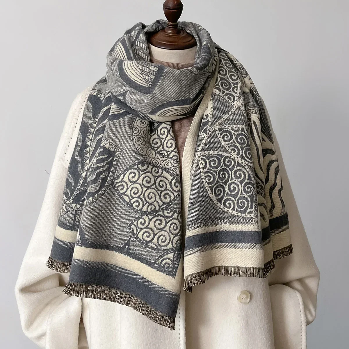 Autumn Luxury Warm Pashmina Scarf Women Design Print Shawl and Wrap Winter Female Imitation Cashmere Blanket