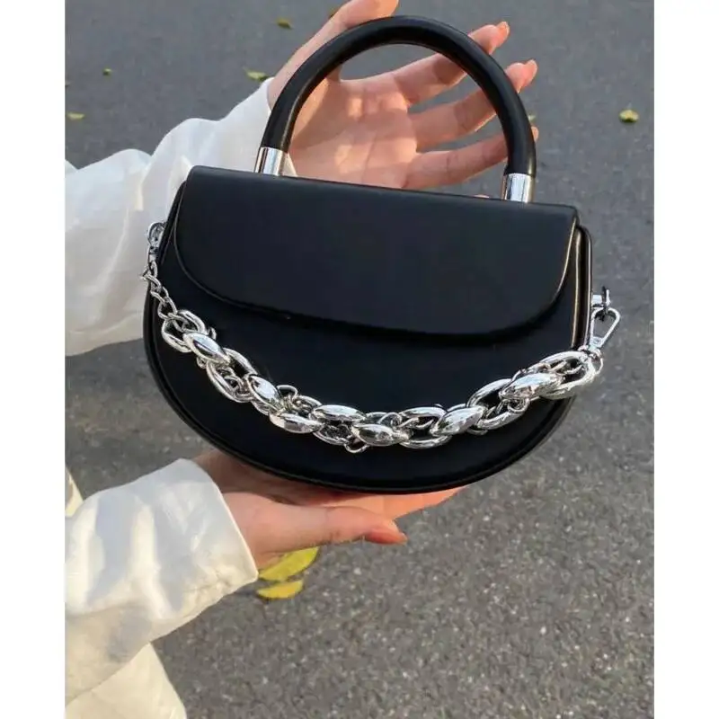 Bloom Retro Handle Saddle Purse Women Vintage Pu Leather Chain Chic Black Messenger Bag Female Casual Crossbody Bags New