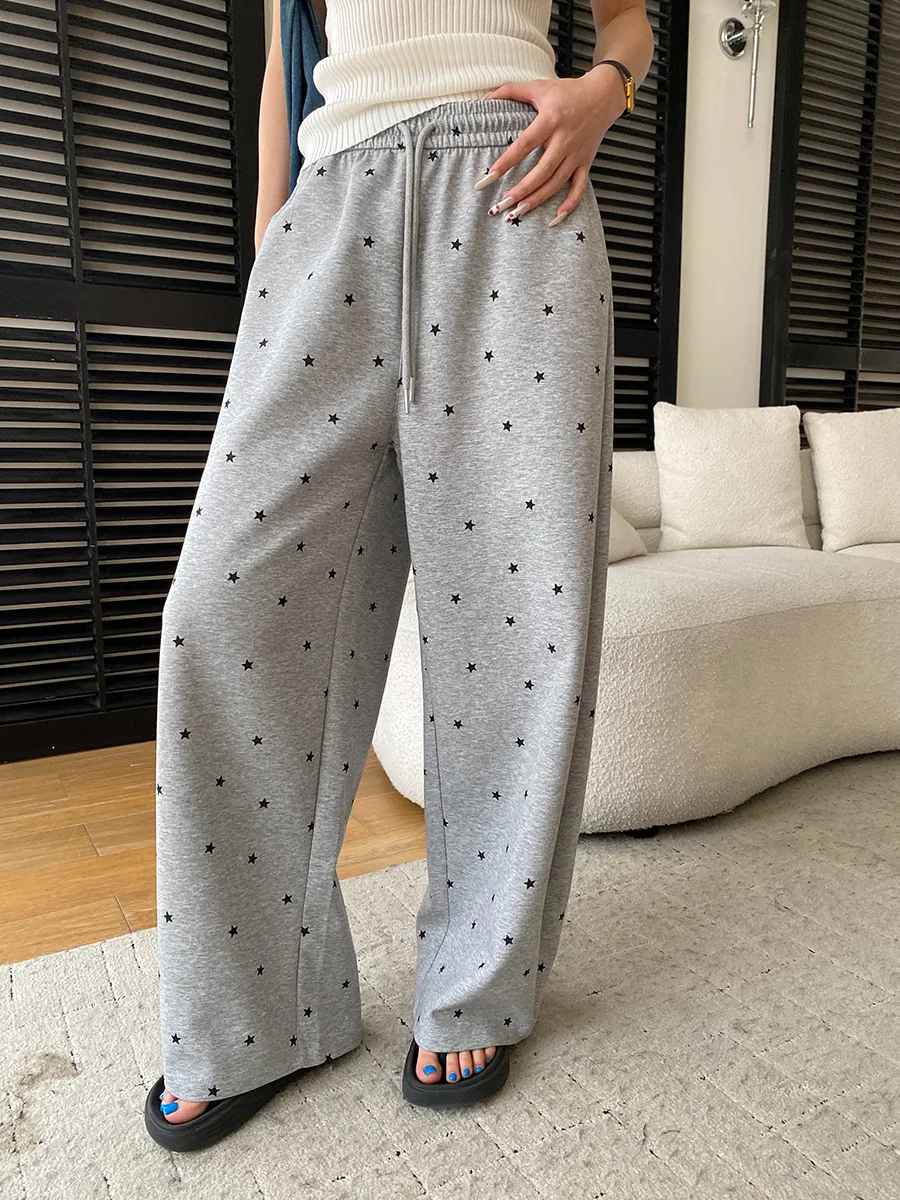 

Весенне-летние женские брюки с американским звездным принтом, на эластичной талии с завязками, повседневные, с изогнутым кроем, широкие штанины.