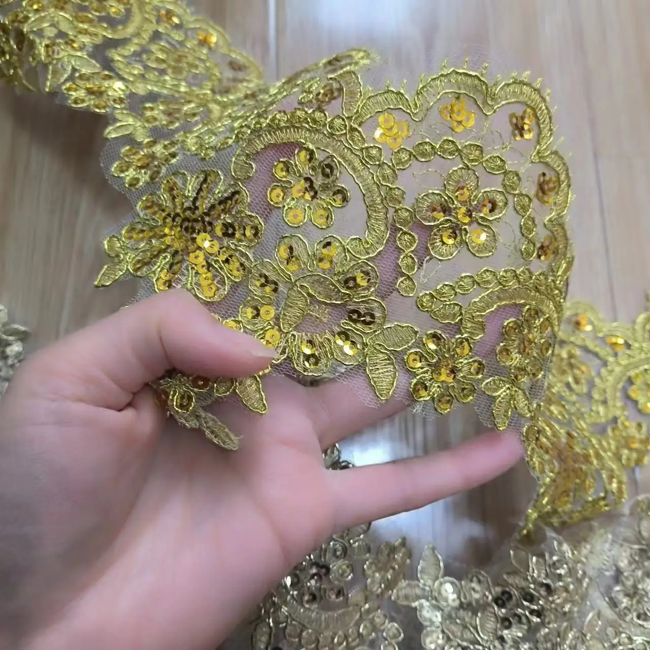 1Yard 13cm wide Gold Sequins Edge Polyester Embroidery Lace Trim for Bridal Wedding Gown Costume Design Lace Ribbon